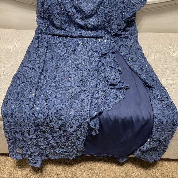 Women’s Evening Gown - Picture 7 of 9